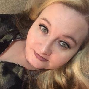 Meet your Posher, Misty